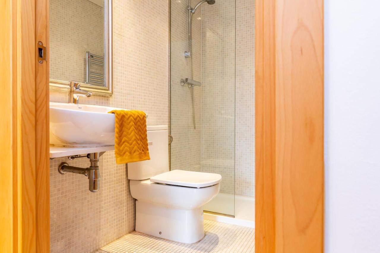 2Br - 2Bh Apartment Close To The Beach Barcelona Buitenkant foto