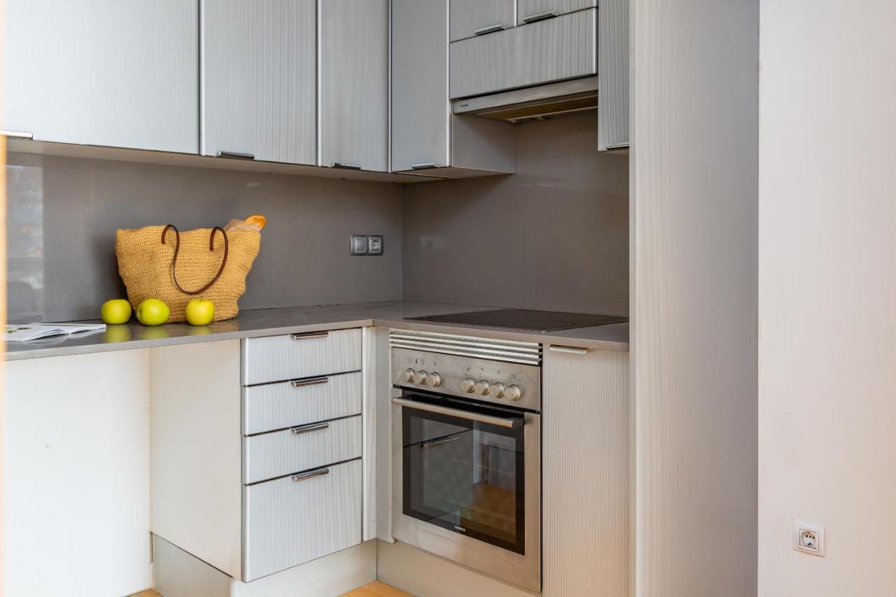 2Br - 2Bh Apartment Close To The Beach Barcelona Buitenkant foto
