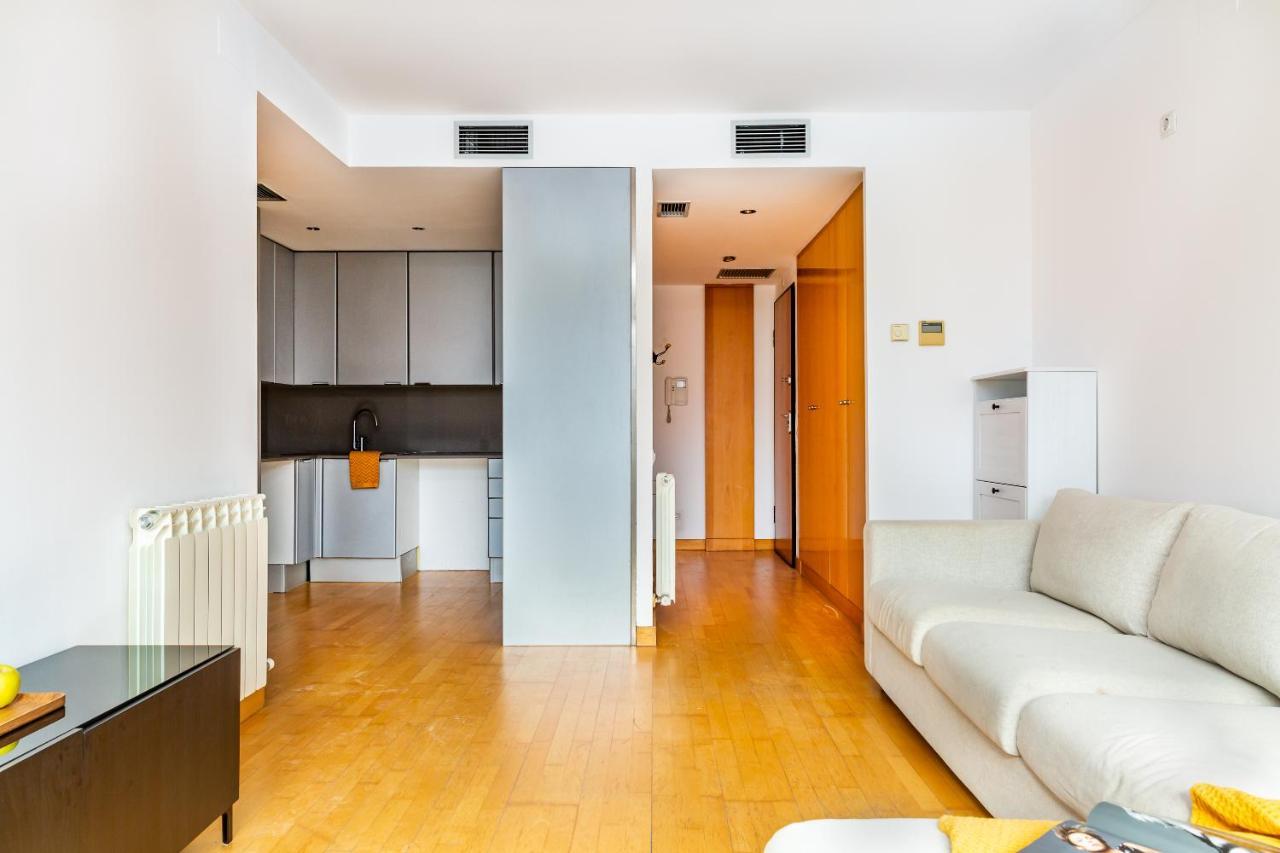 2Br - 2Bh Apartment Close To The Beach Barcelona Buitenkant foto